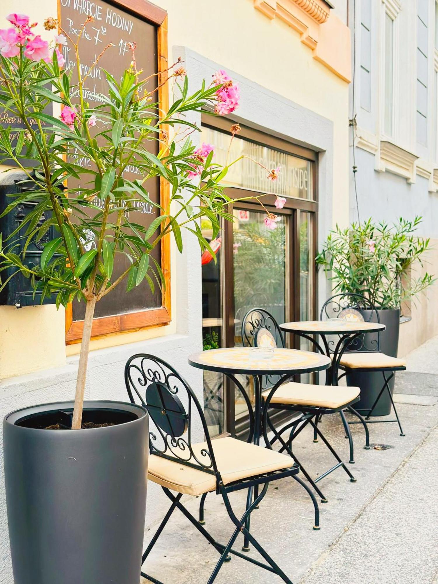 Petit Dependance Hotel Bratislava
